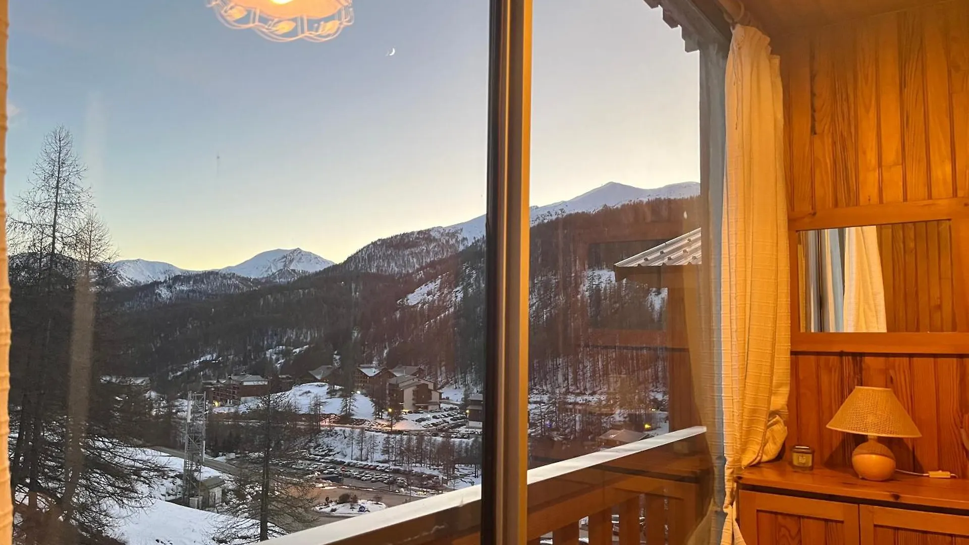 Grand Studio Avec Veranda La Foux D'Allos Apartment France